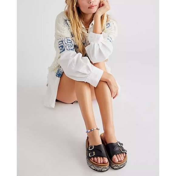 🎉LAST CHANCE🎉 FREE PEOPLE Caravelle Cork Footbed Sandals / Black - Picture 7 of 14